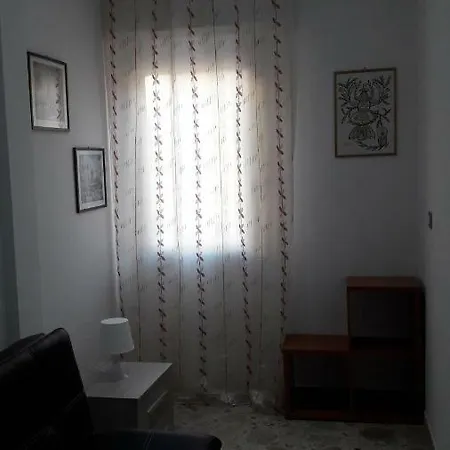 Διαμέρισμα Dalla Betty Aradeo